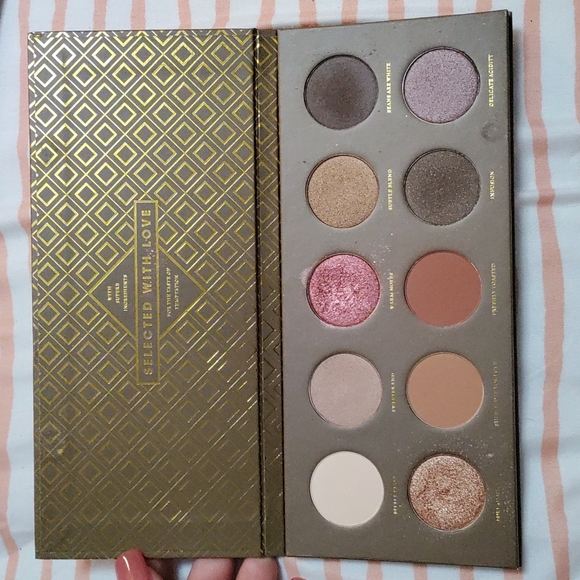 Zoeva cocoa blend eyeshadow palette - Picture 3 of 4
